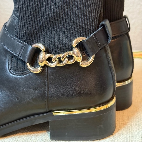 ALDO Women's Franina Chelsea Boot
Black leather gold accent - Picture 7 of 10